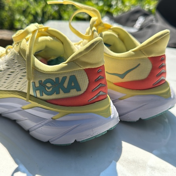 Hoka women’s size 5.5 - Picture 6 of 6